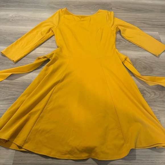 Unique Vintage Dresses & Skirts - Unique Vintage Large 10/12 Yellow A-Line Dress